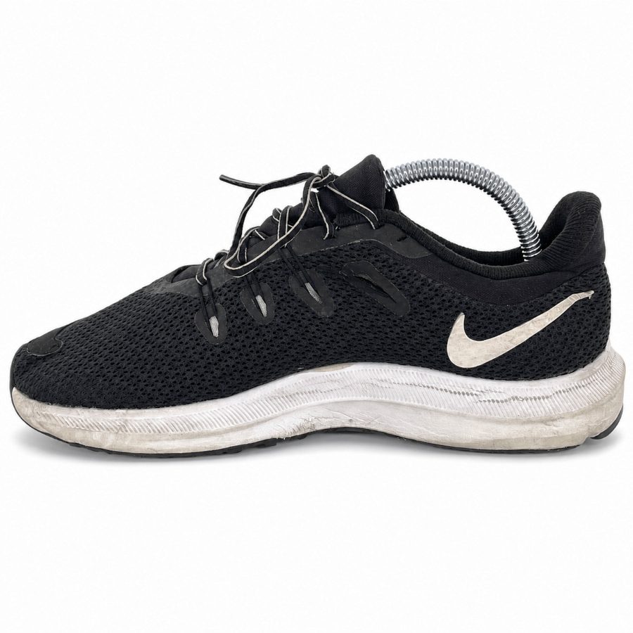 Nike Quest 2 