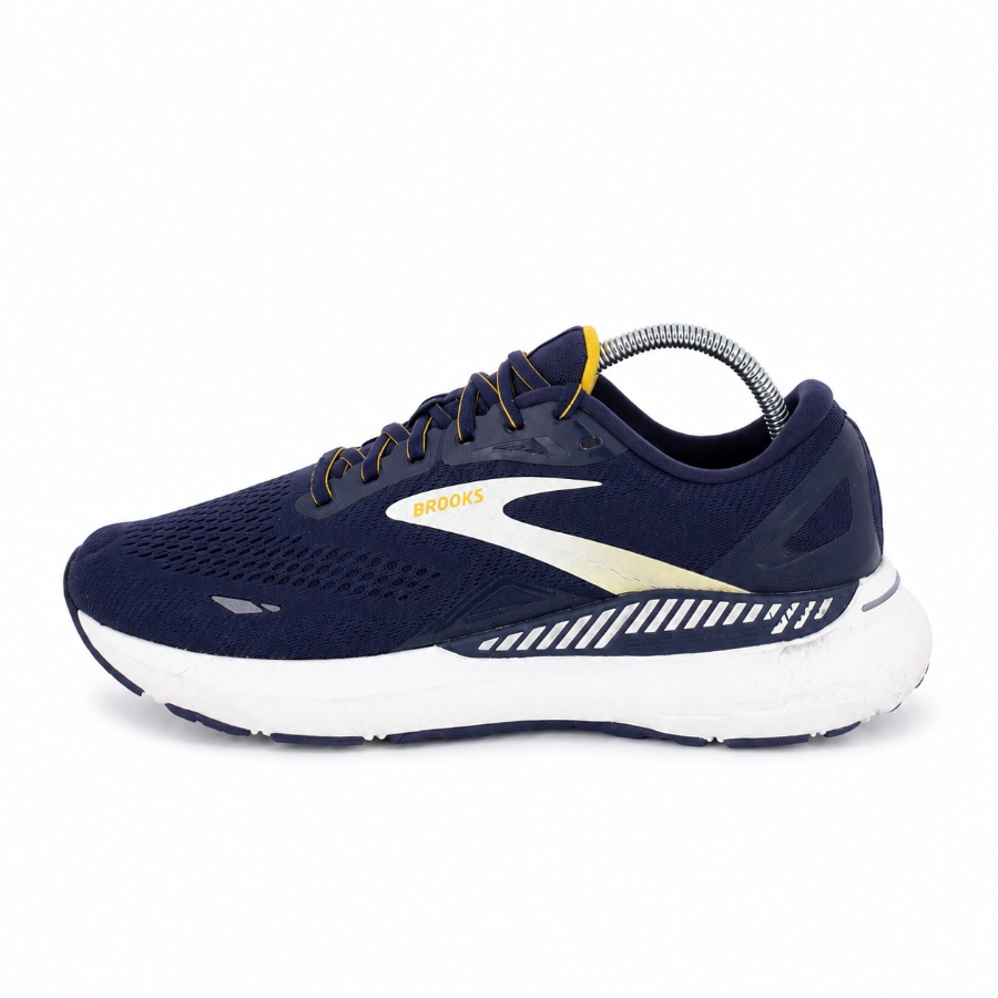 Brooks Adrenaline GTS 23