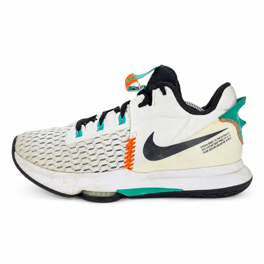 Nike Lebron Witness 5 